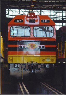 Q309 at EDI Forrestfield on 17 August 2002